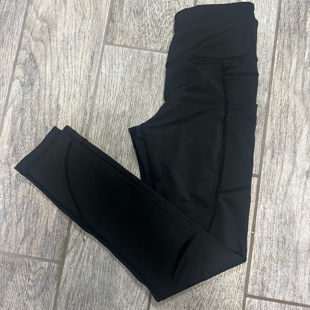 ZYIA Black Light n Tight Pocket 7/8 Leggings